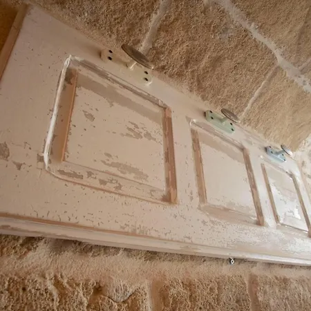 Domus Cesare: Historic Stone With In-room Shower And Outdoor Relaxation Holiday home Carovigno