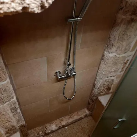Holiday home Domus Cesare: Historic Stone With In-room Shower And Outdoor Relaxation Carovigno